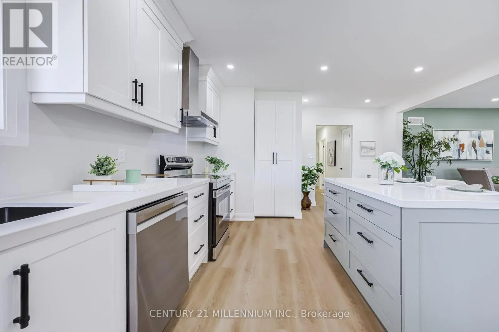 UPPER - 387 EAST 19TH STREET