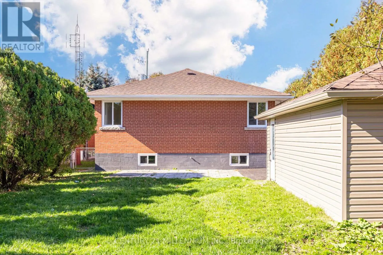 UPPER - 387 EAST 19TH STREET