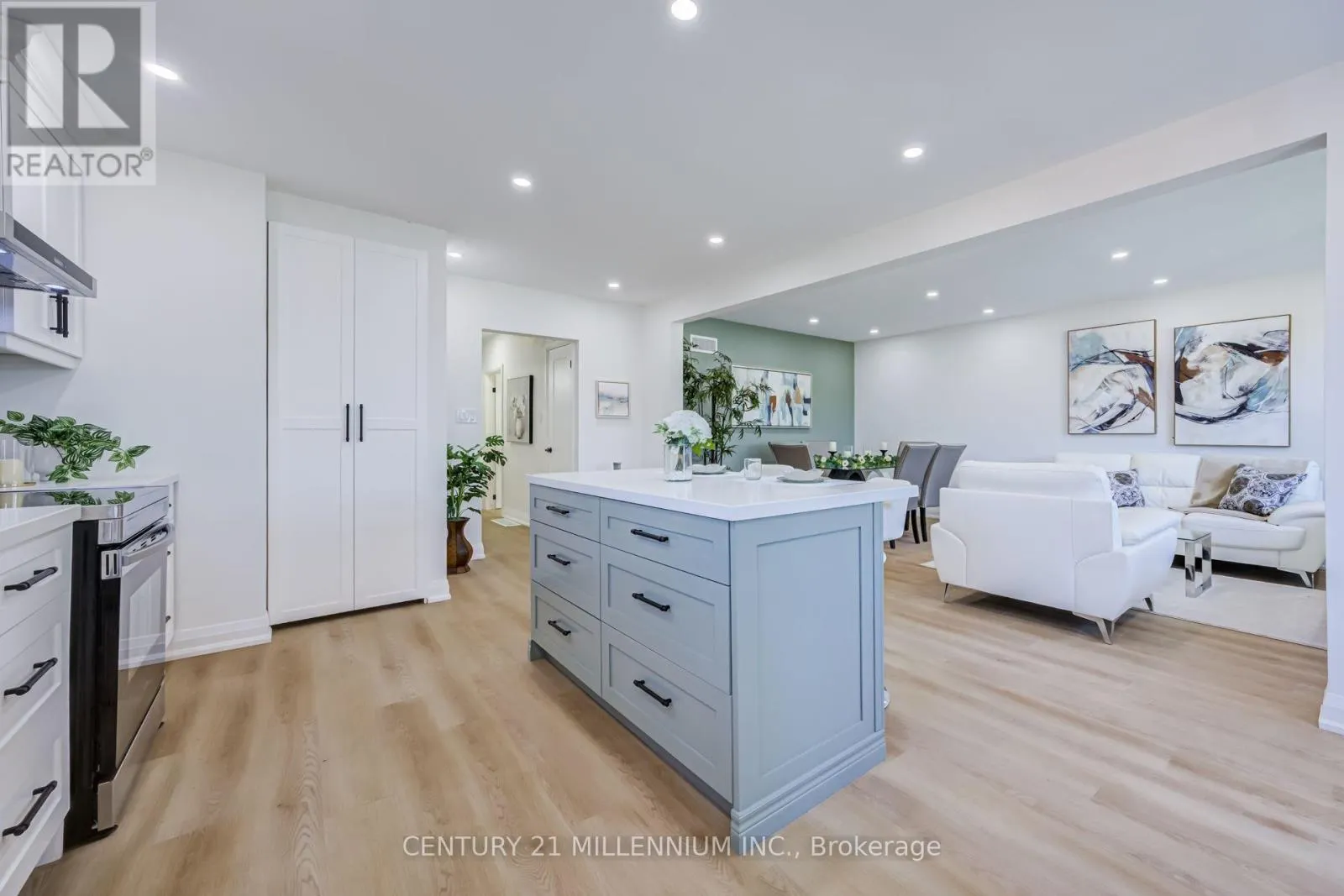 UPPER - 387 EAST 19TH STREET