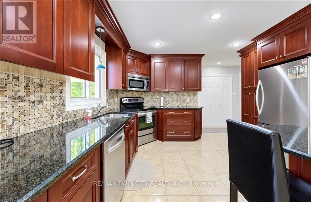 499 EAST RIVER ROAD