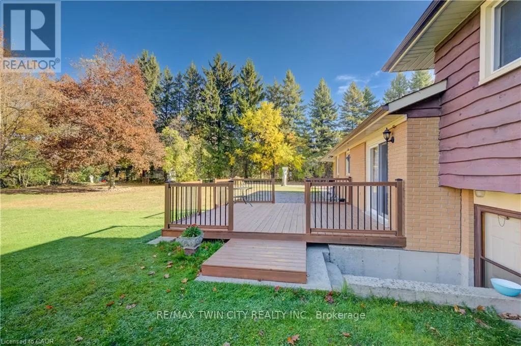 499 EAST RIVER ROAD