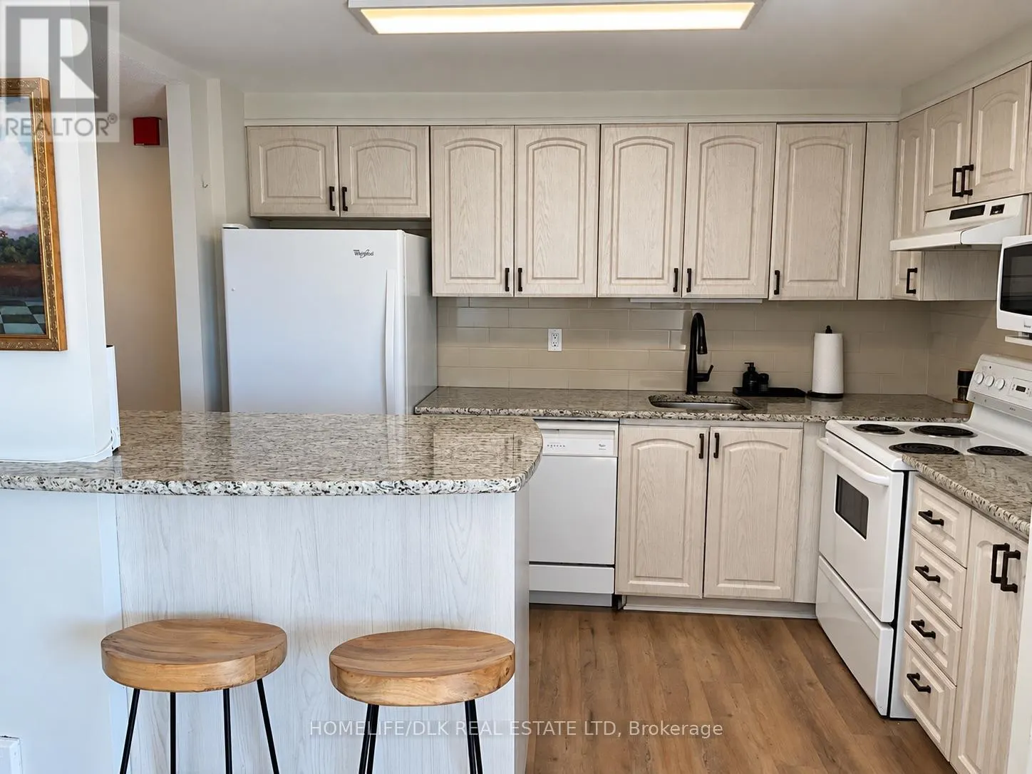607 - 109 KING STREET E