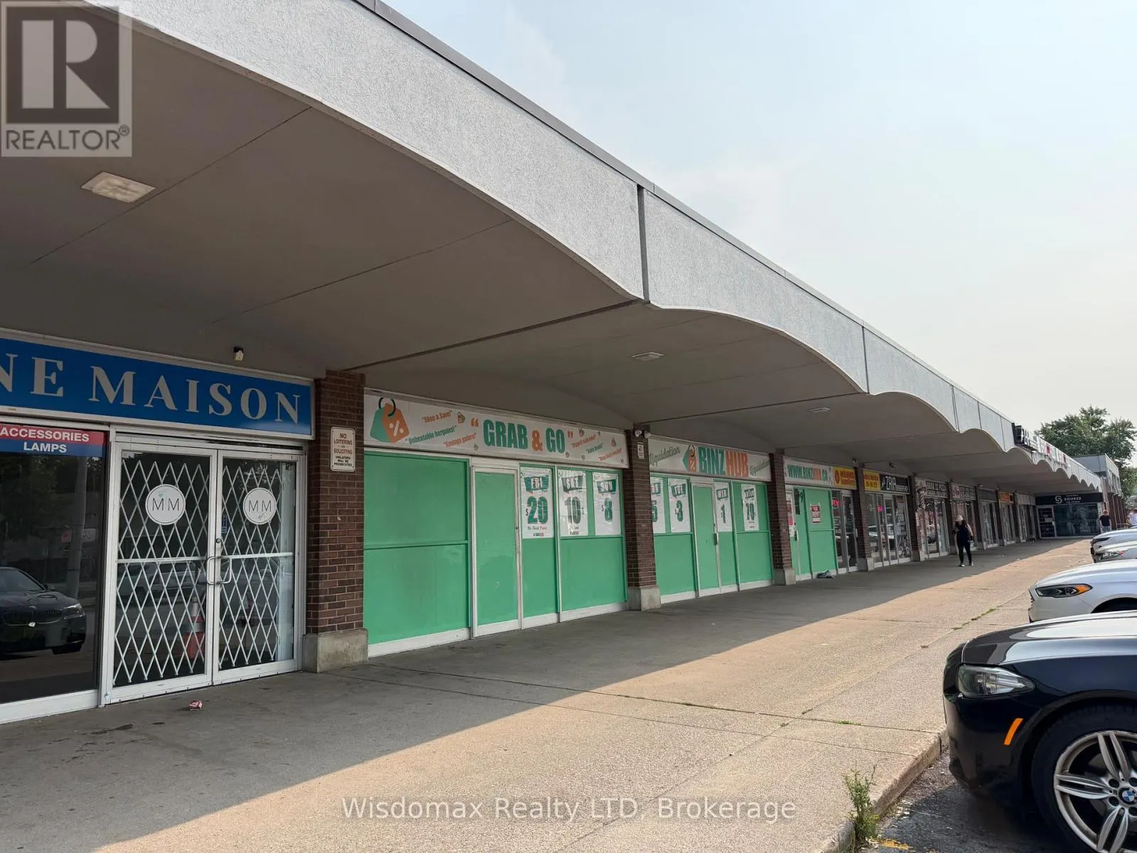 9 - 120 WELLAND AVENUE #9