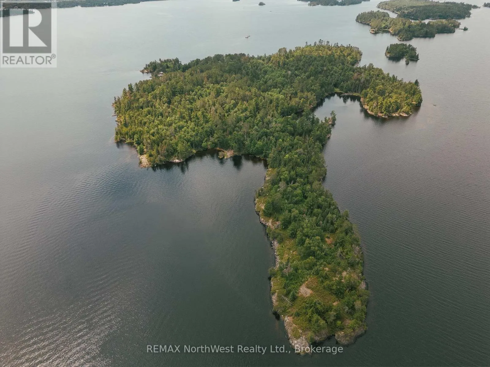 RAINY LAKE - 1 RED PINE ISLAND #Rainy Lake