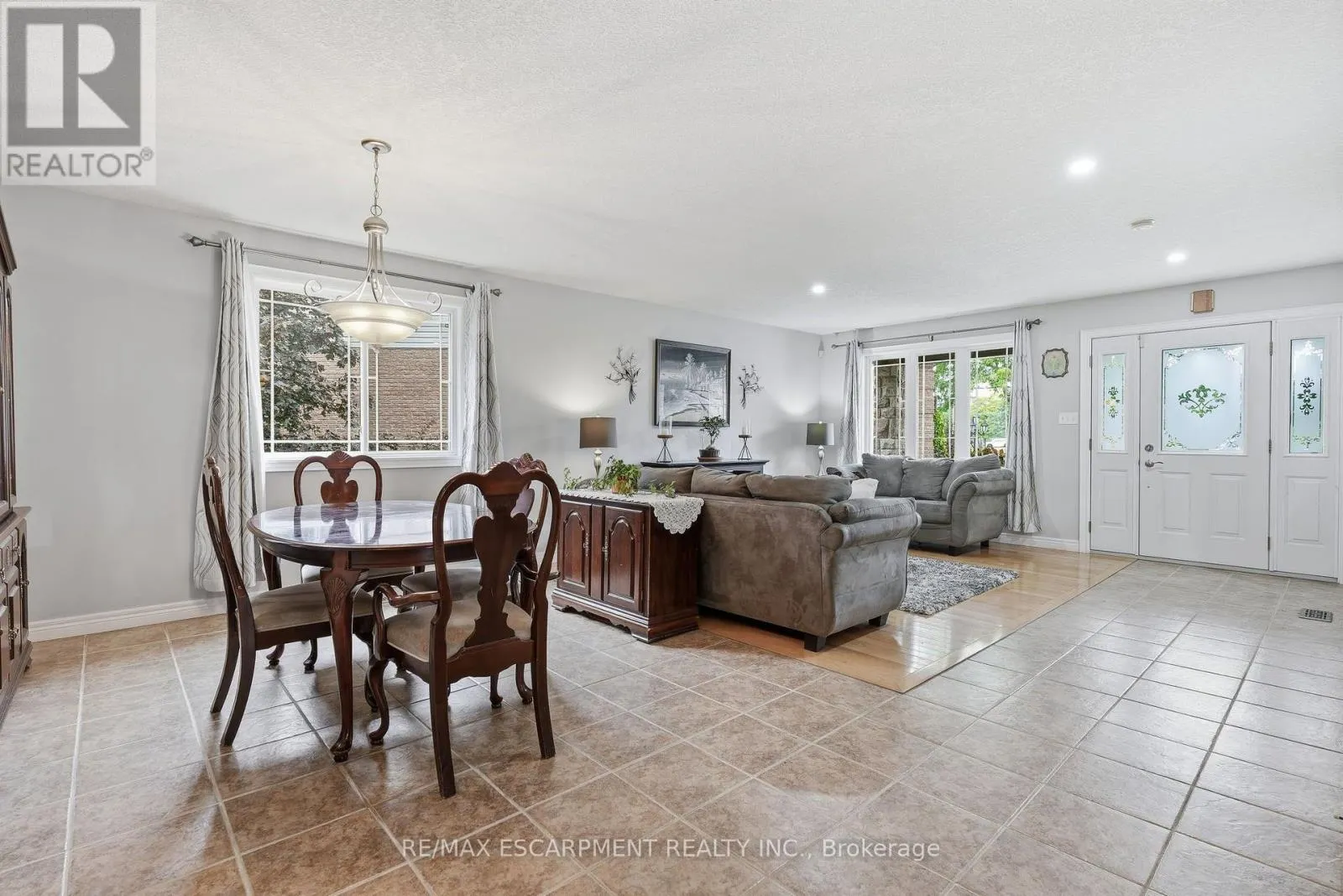 125 LANGLAW DRIVE