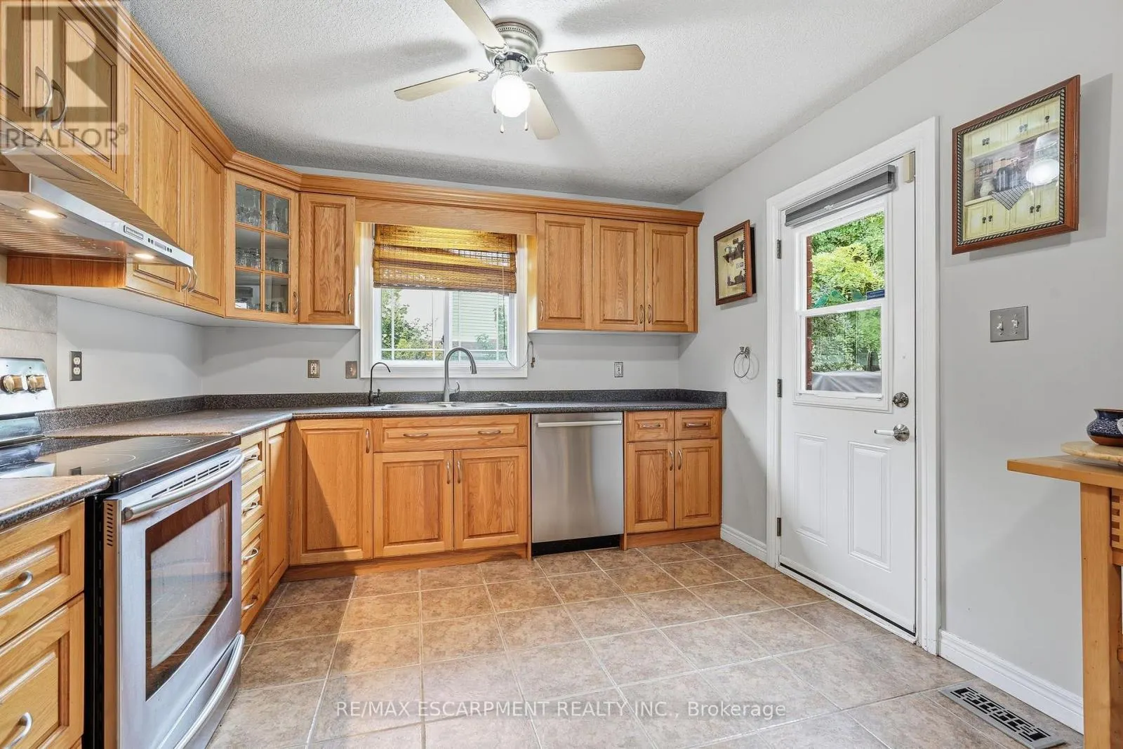 125 LANGLAW DRIVE