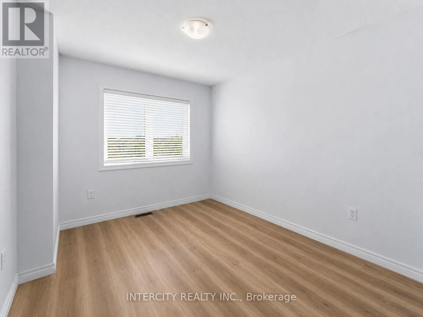 1 PELICAN LANE