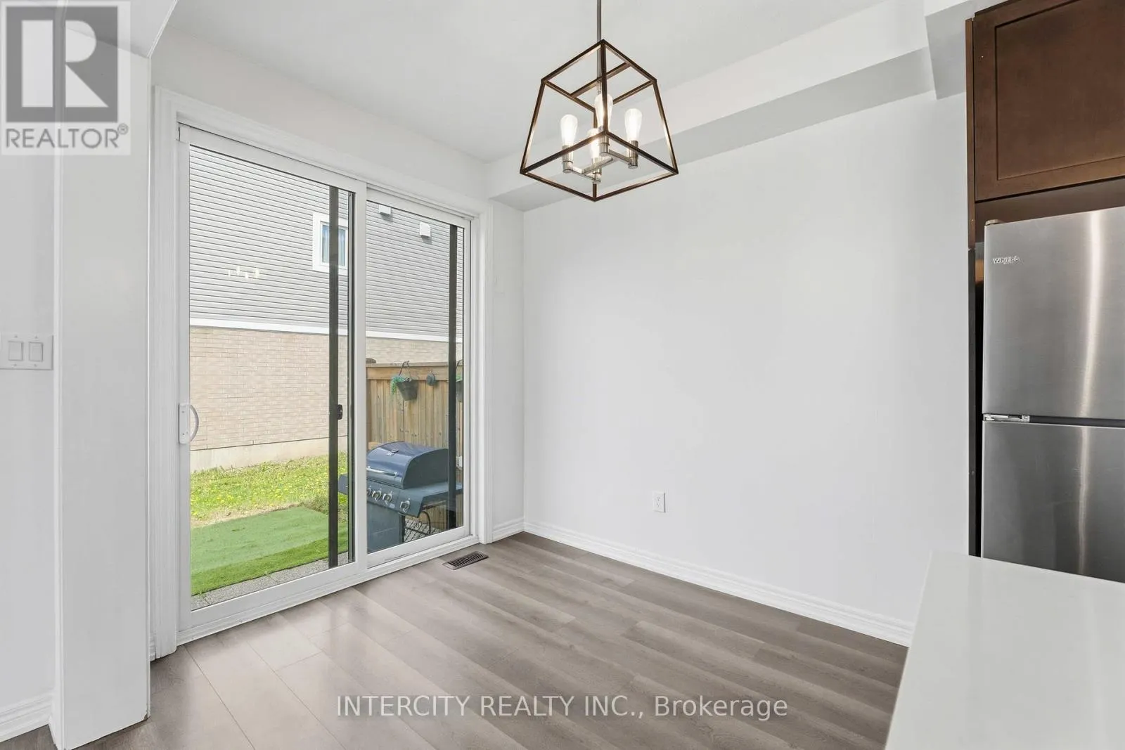 1 PELICAN LANE