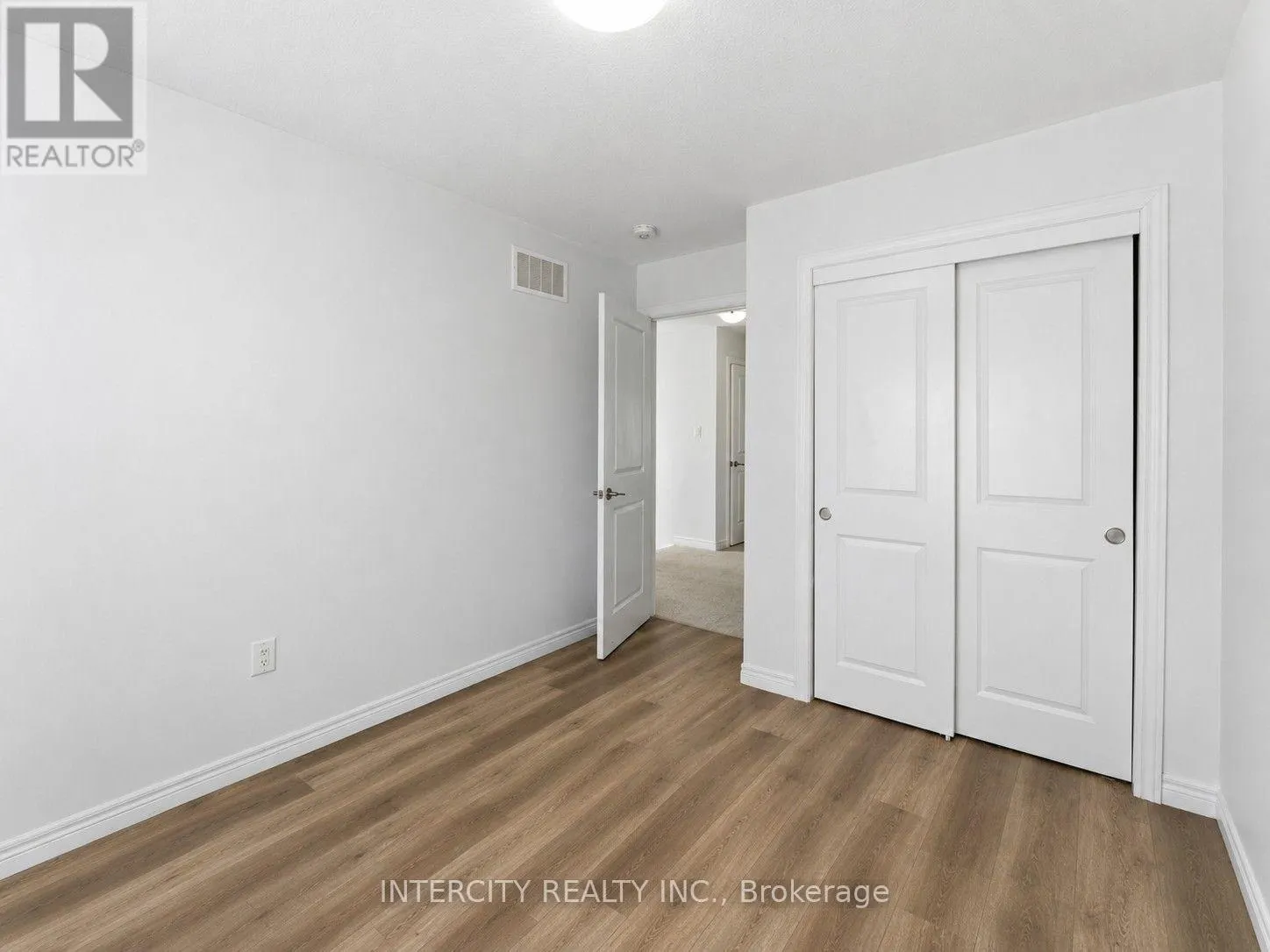 1 PELICAN LANE