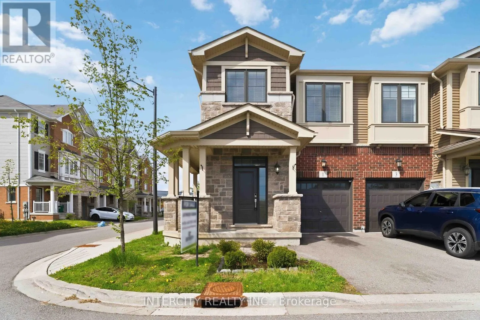 1 PELICAN LANE