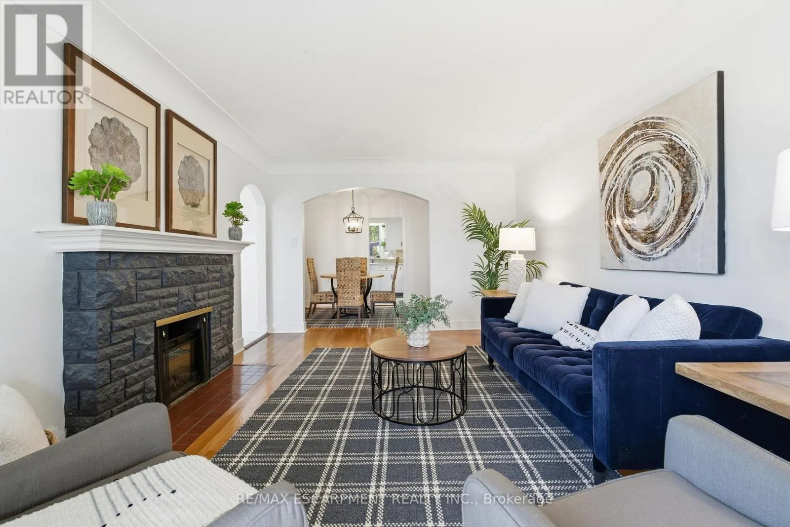 53 LIVINGSTON AVENUE