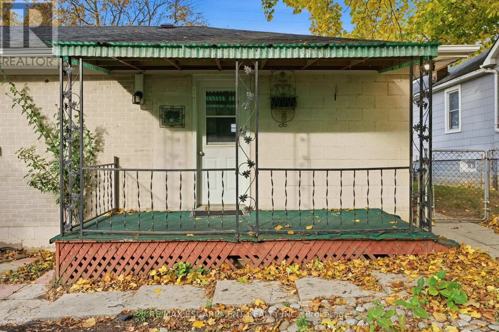53 LIVINGSTON AVENUE