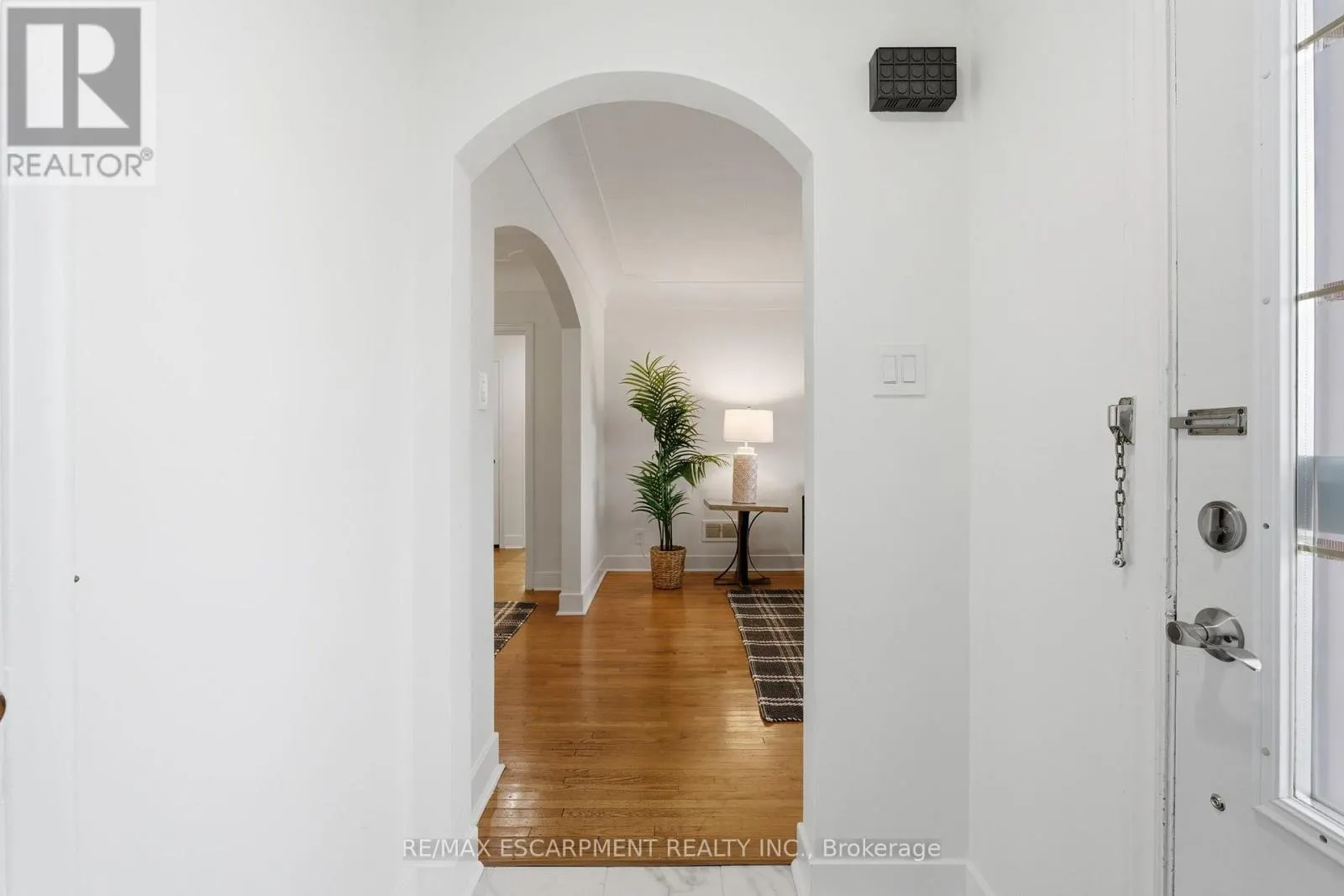53 LIVINGSTON AVENUE