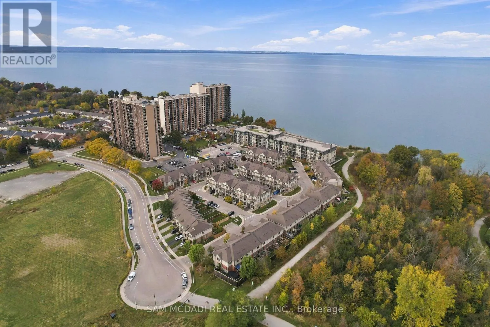 1 SOUTHSHORE CRESCENT