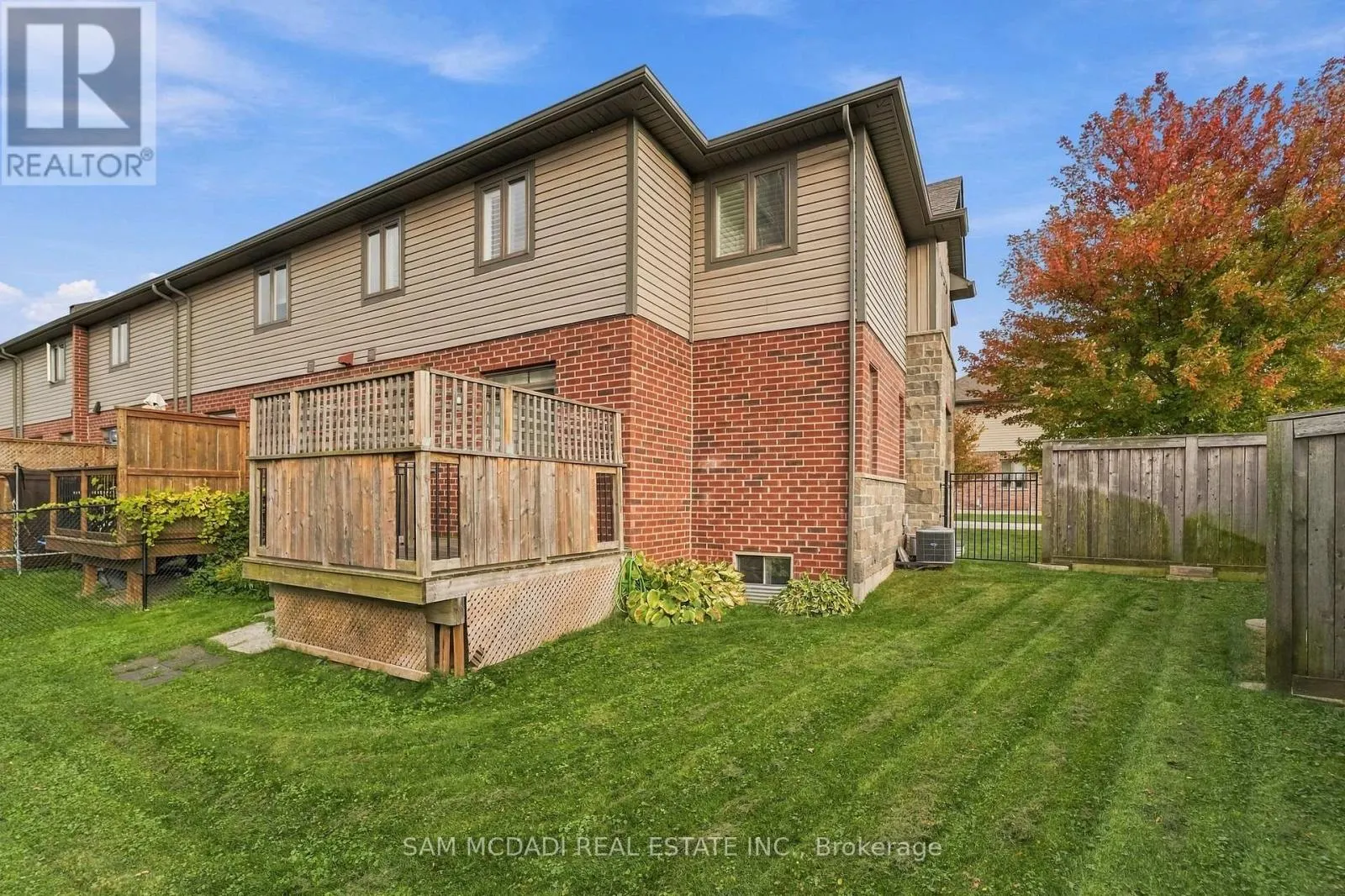 1 SOUTHSHORE CRESCENT