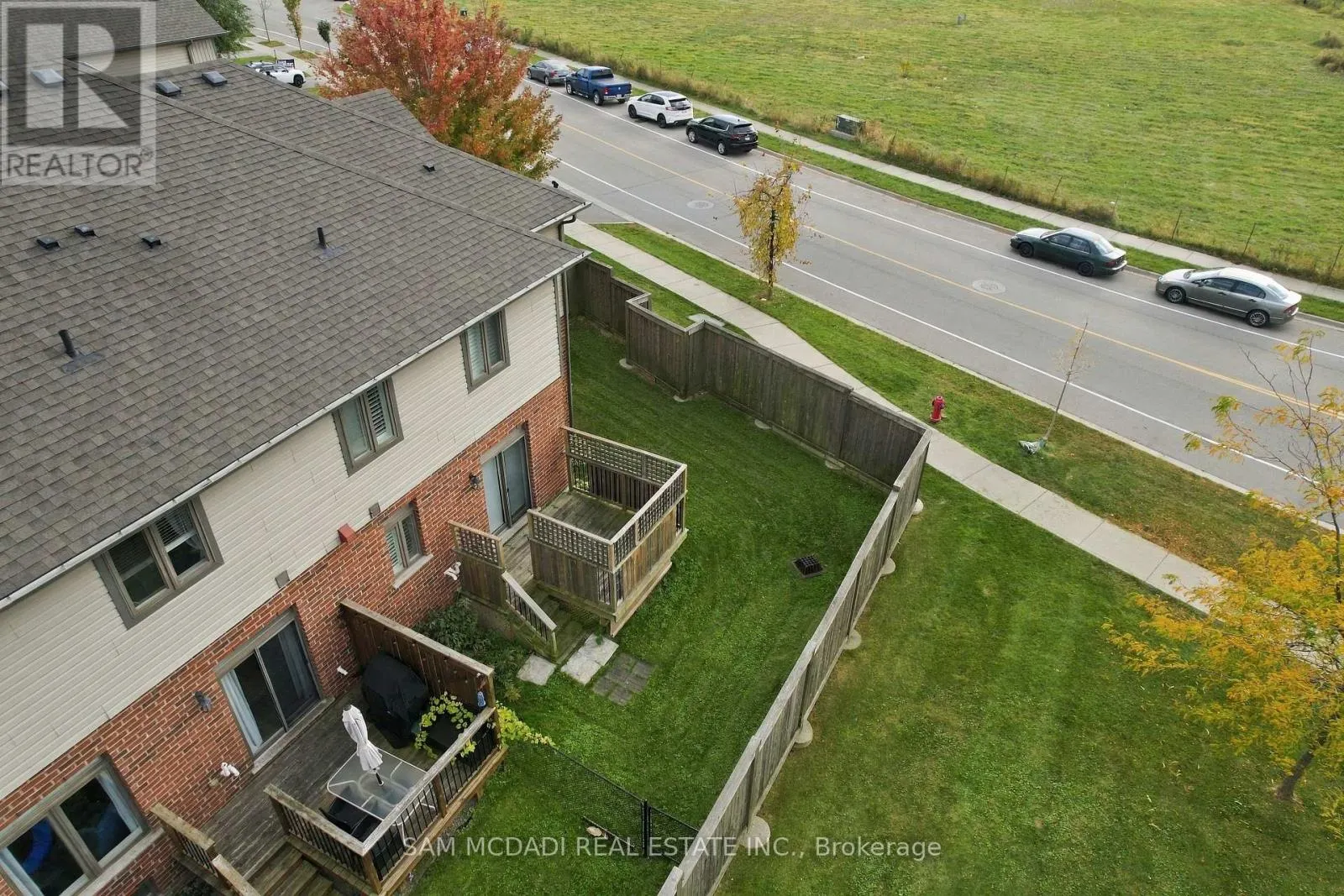 1 SOUTHSHORE CRESCENT