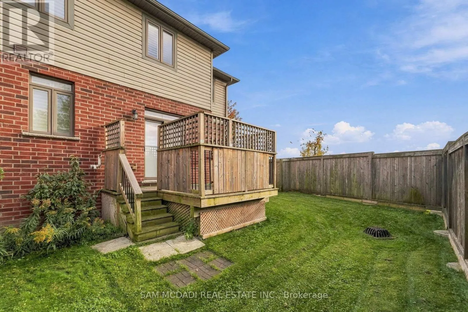 1 SOUTHSHORE CRESCENT