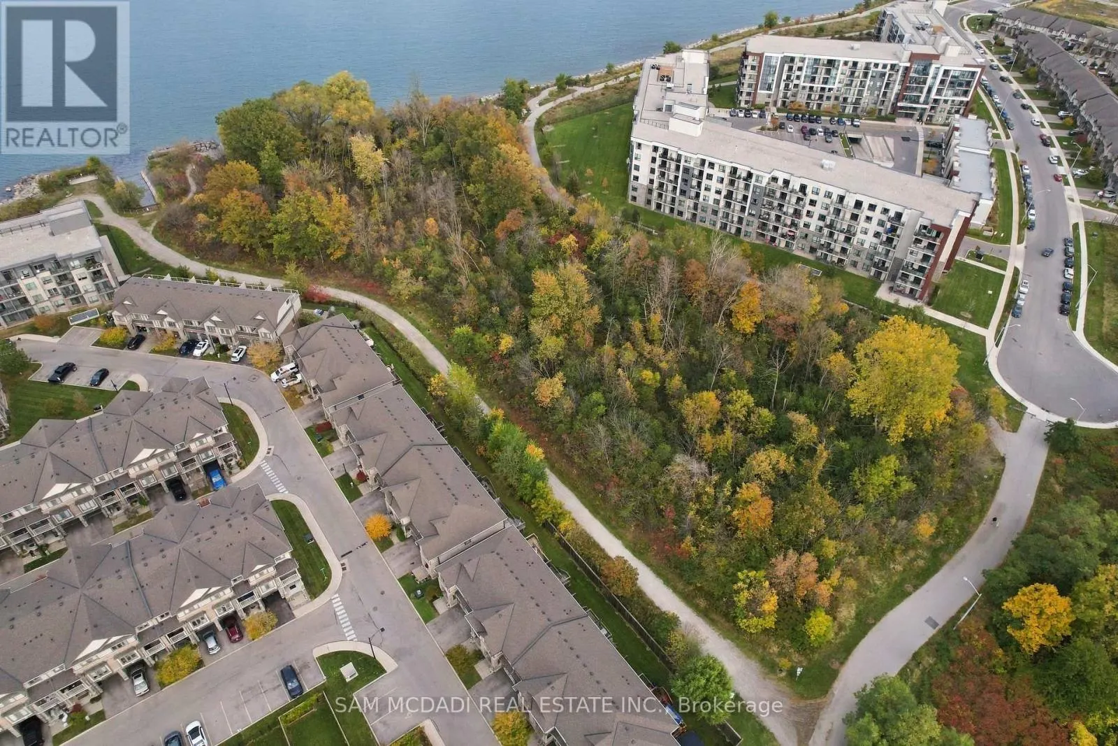 1 SOUTHSHORE CRESCENT