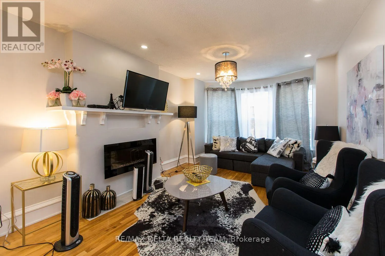 2 - 60 THIRD AVENUE