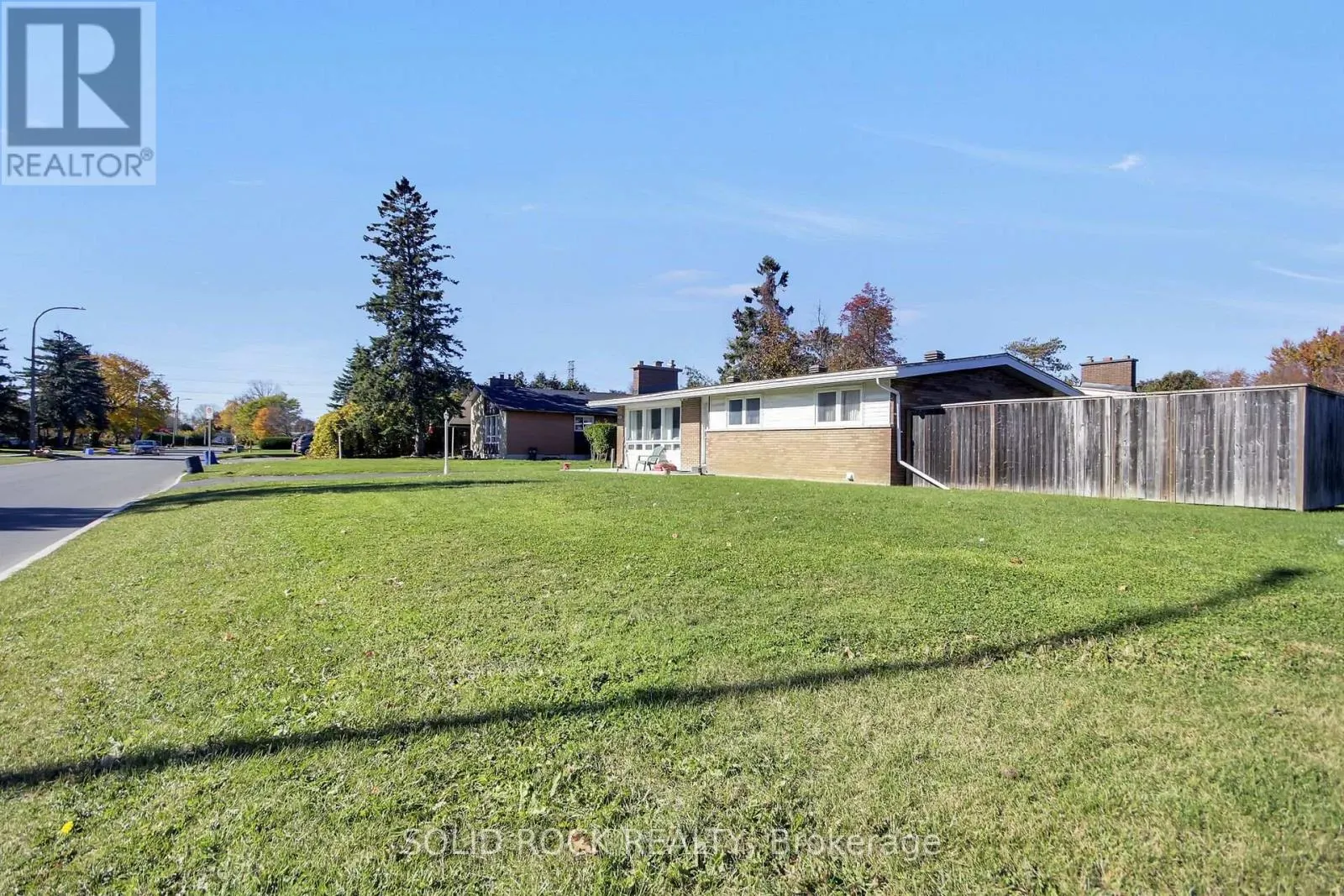 117 VIEWMOUNT DRIVE