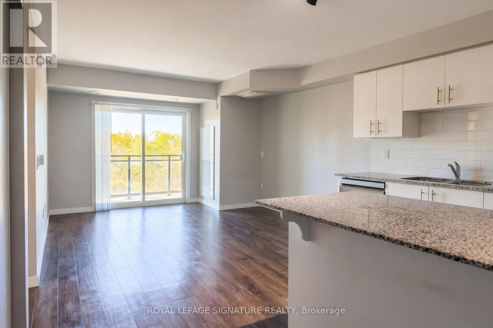 304 - 25 KAY CRESCENT