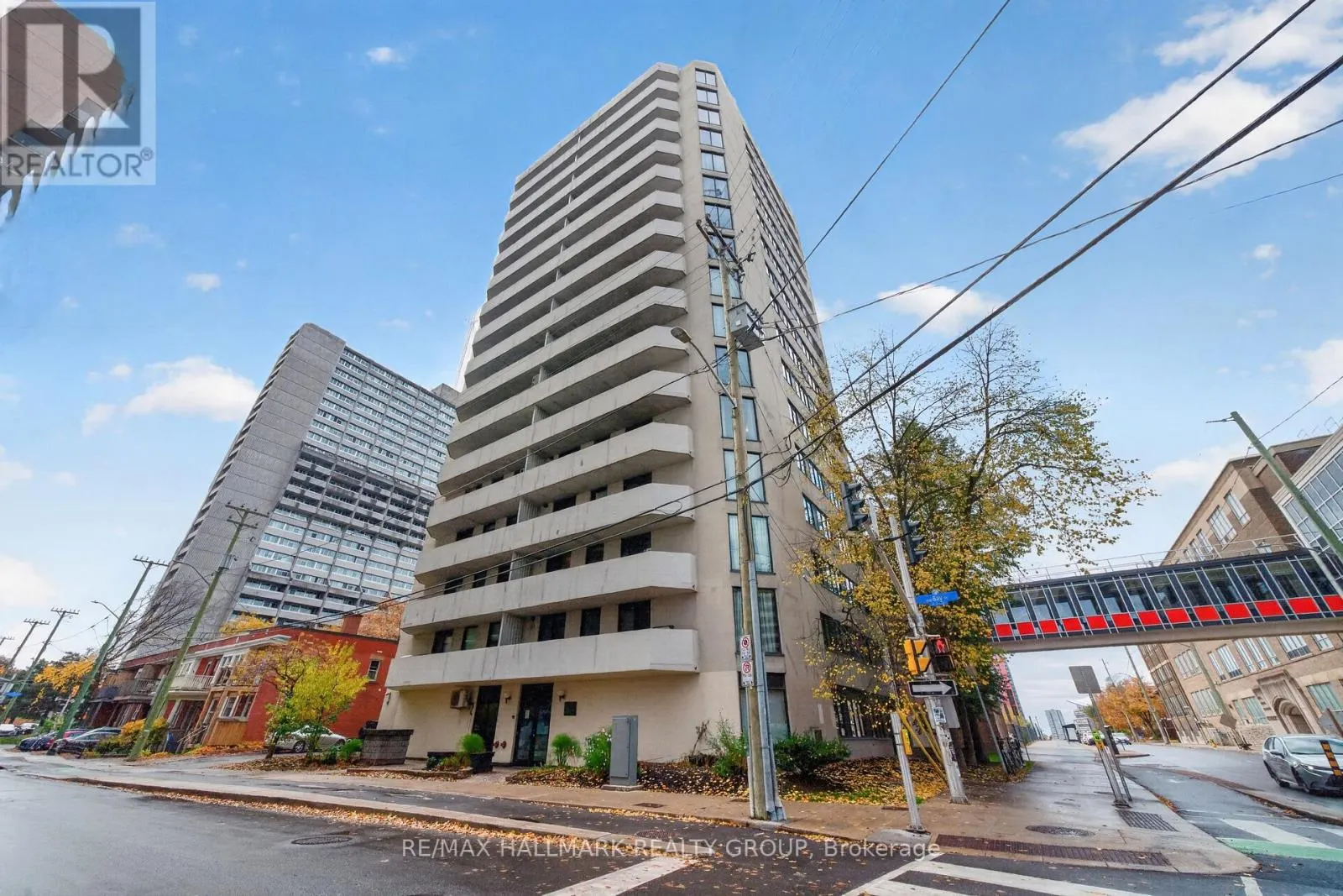 1203 - 200 BAY STREET
