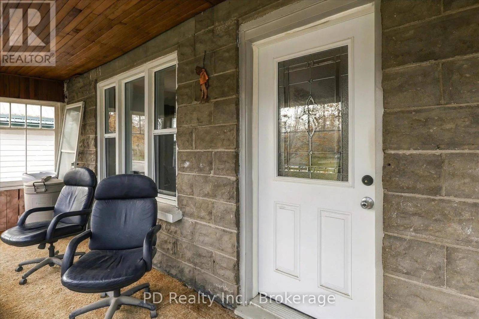 59 KING ST STREET W