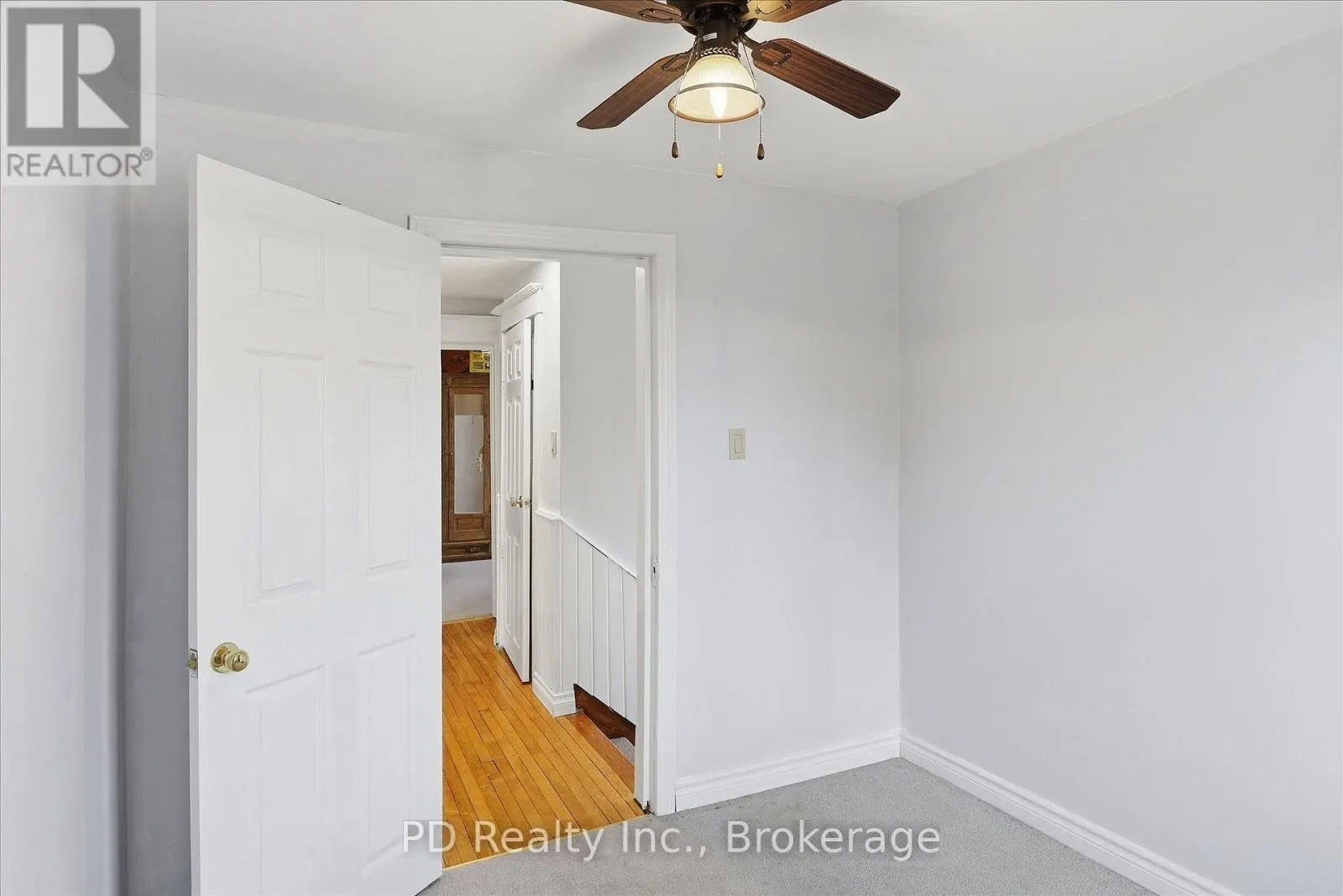 59 KING ST STREET W