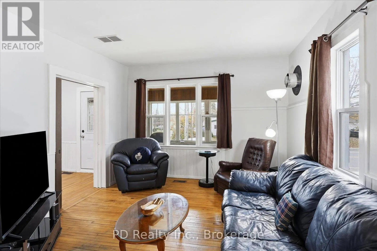 59 KING ST STREET W