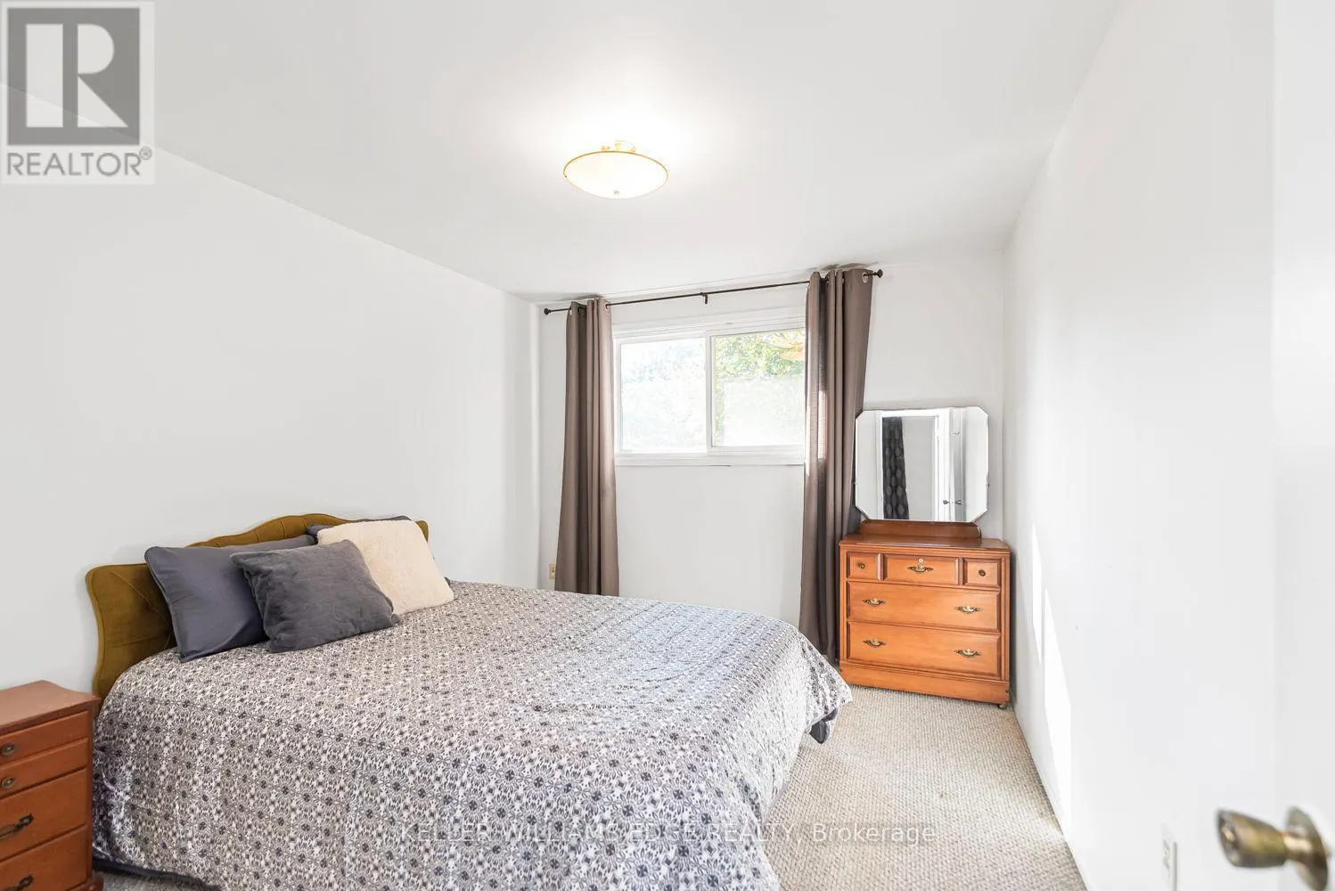 113 - 100 QUIGLEY ROAD