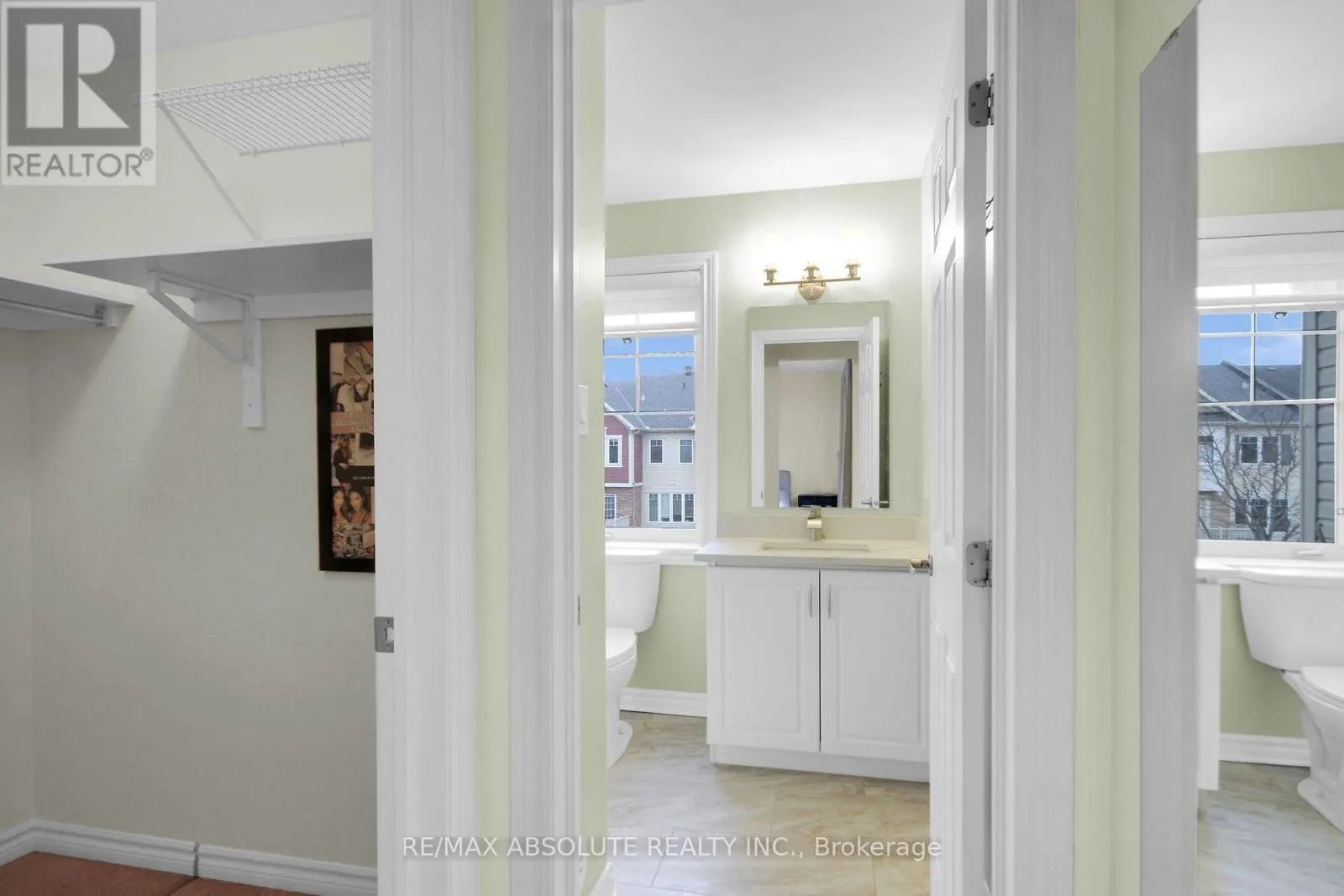 501 SEDGEBROOK WAY