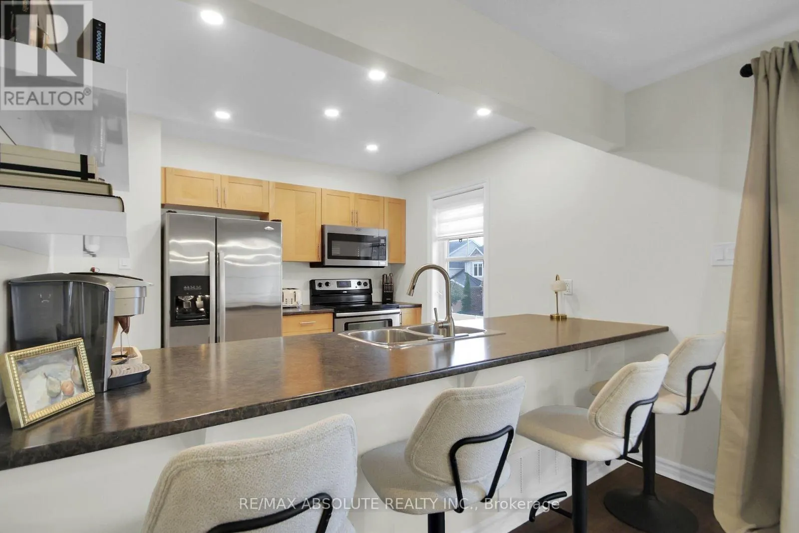501 SEDGEBROOK WAY