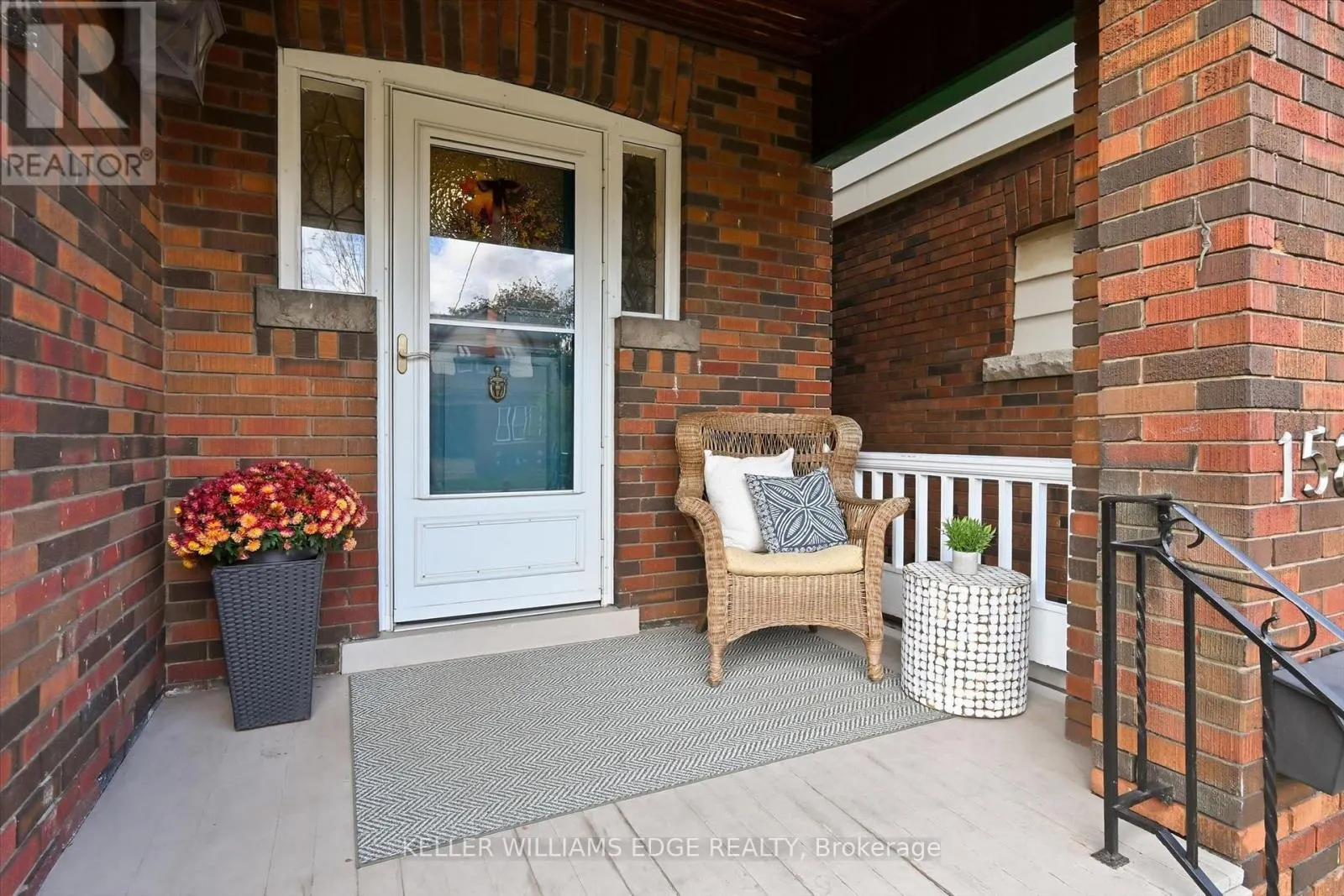 158 LONDON STREET S