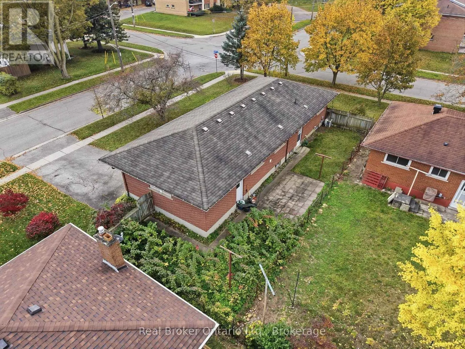 88 SUNNYLEA CRESCENT