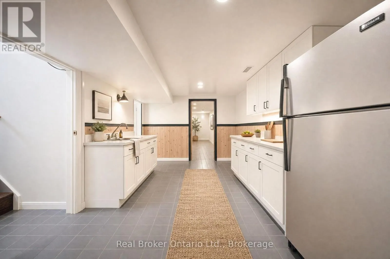 88 SUNNYLEA CRESCENT