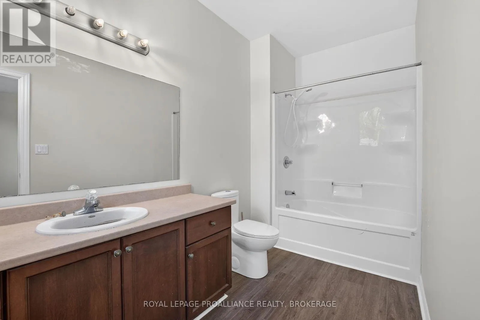 1132 HALIFAX DRIVE