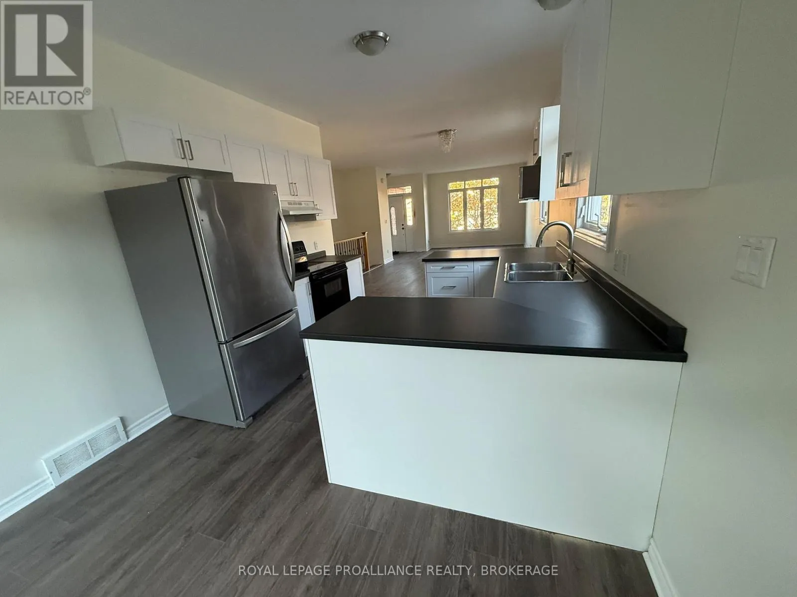 1132 HALIFAX DRIVE