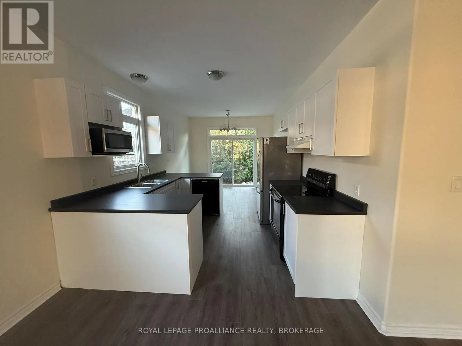 1132 HALIFAX DRIVE