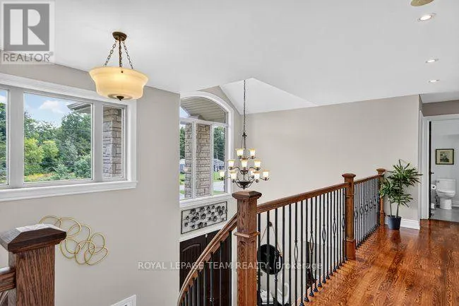 1425 BALMORAL DRIVE