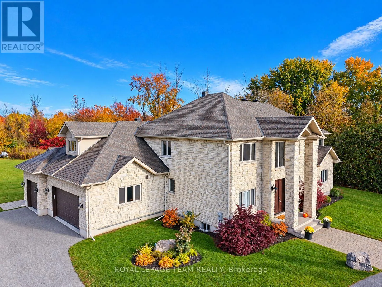 1425 BALMORAL DRIVE