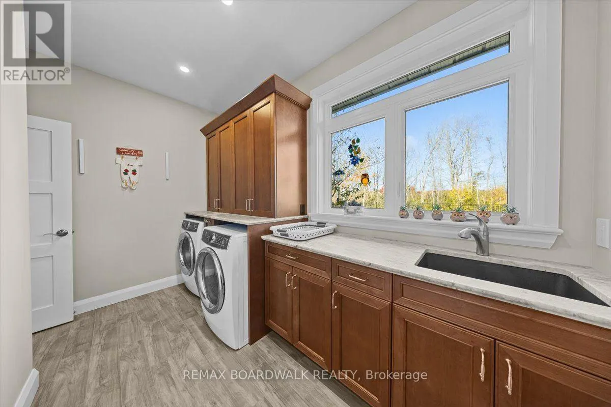 384 GEORGINA STREET