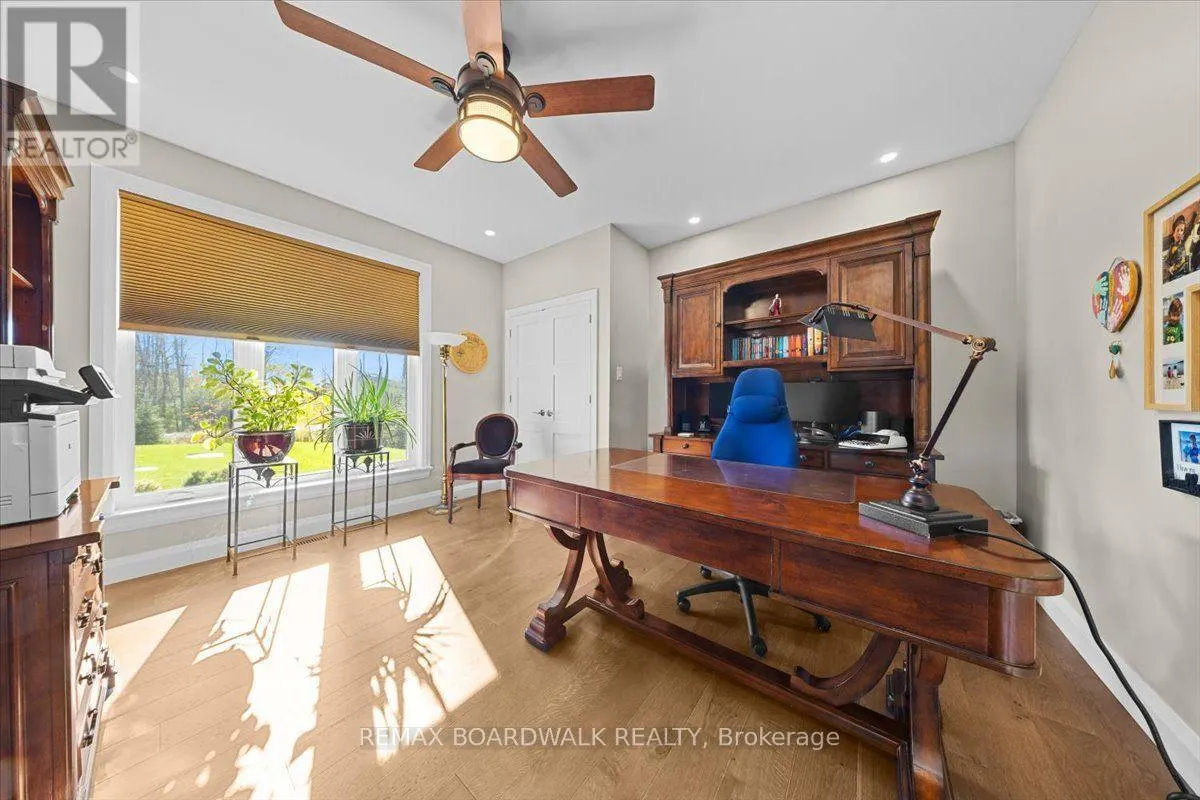 384 GEORGINA STREET