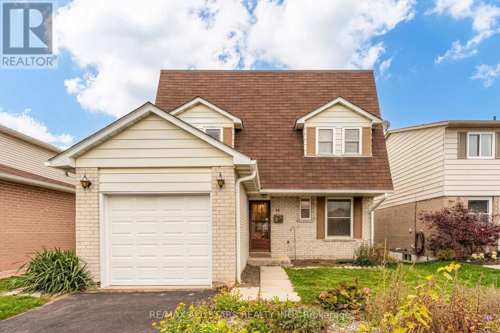 44 STANLEY DRIVE