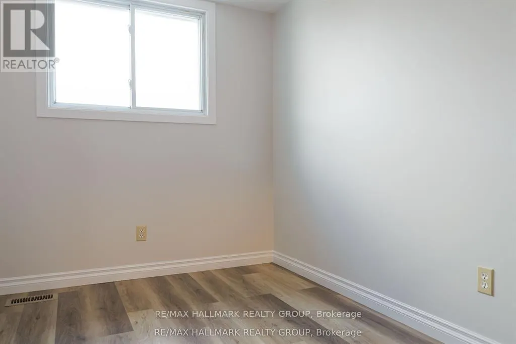 122 - 2624 PIMLICO CRESCENT