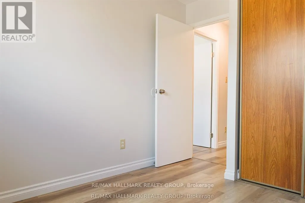 122 - 2624 PIMLICO CRESCENT
