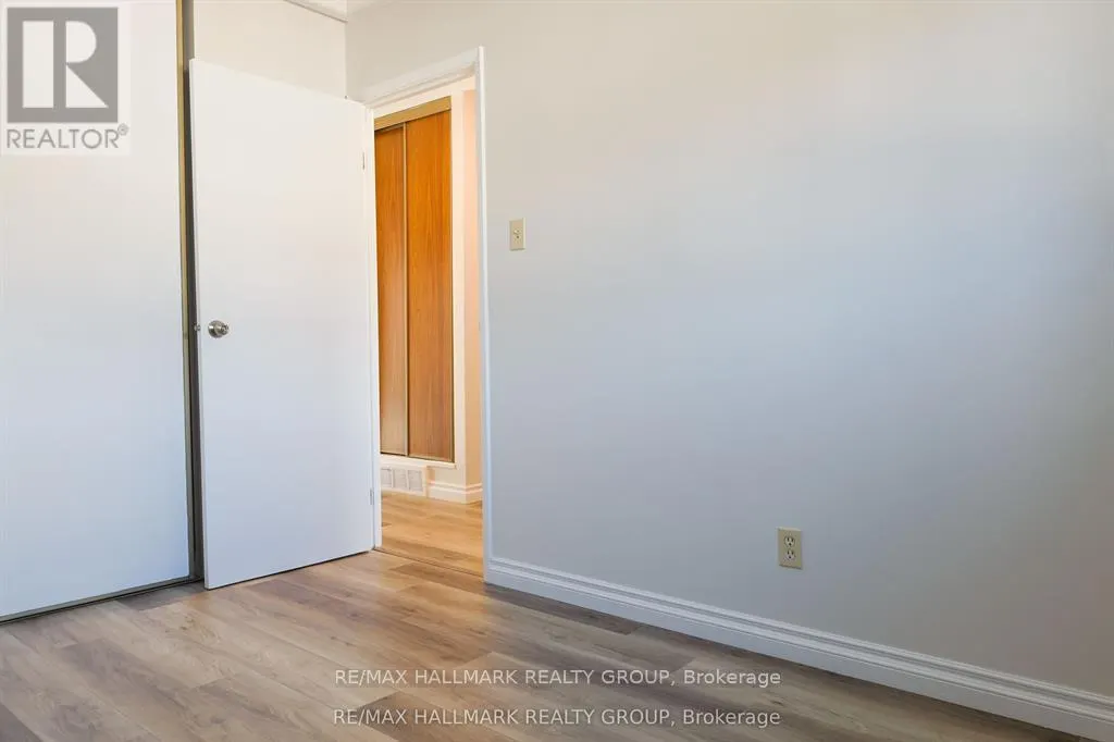 122 - 2624 PIMLICO CRESCENT