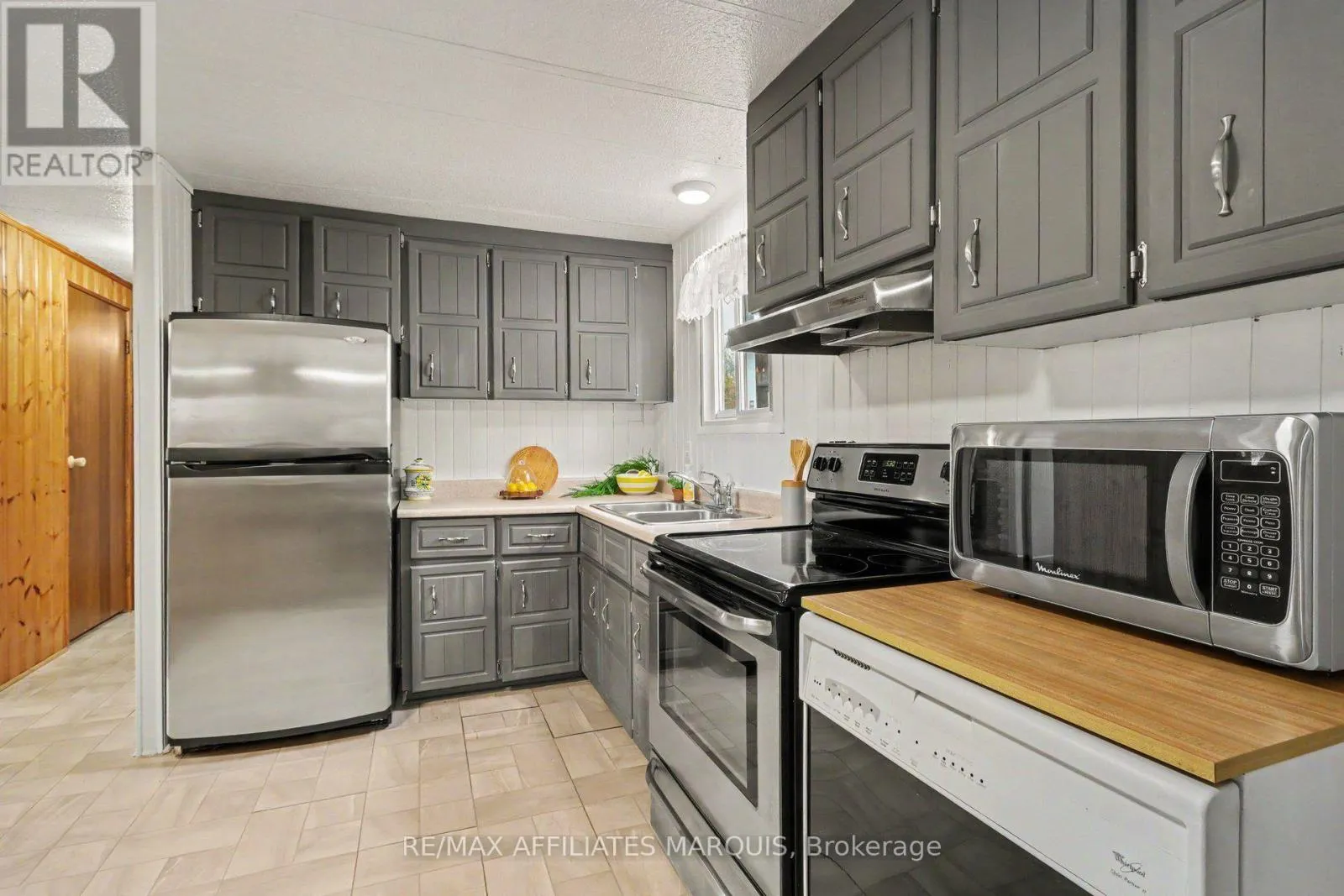 3 OTTERDALE CRESCENT