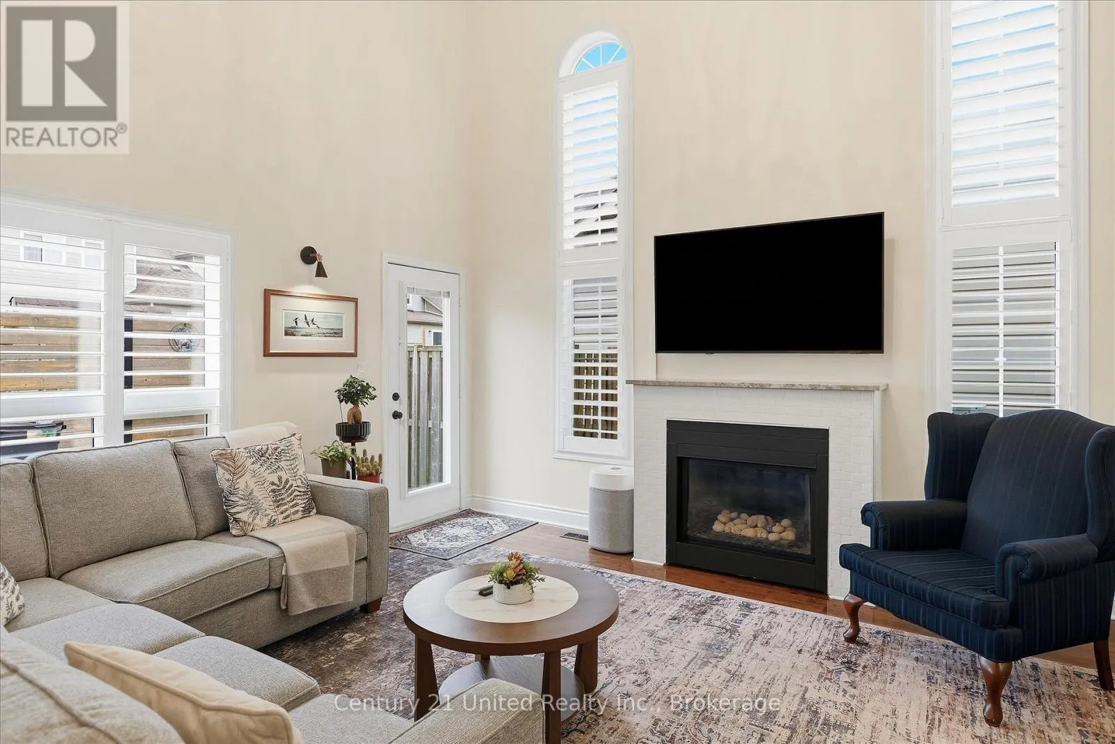 230 COWLING HEIGHTS