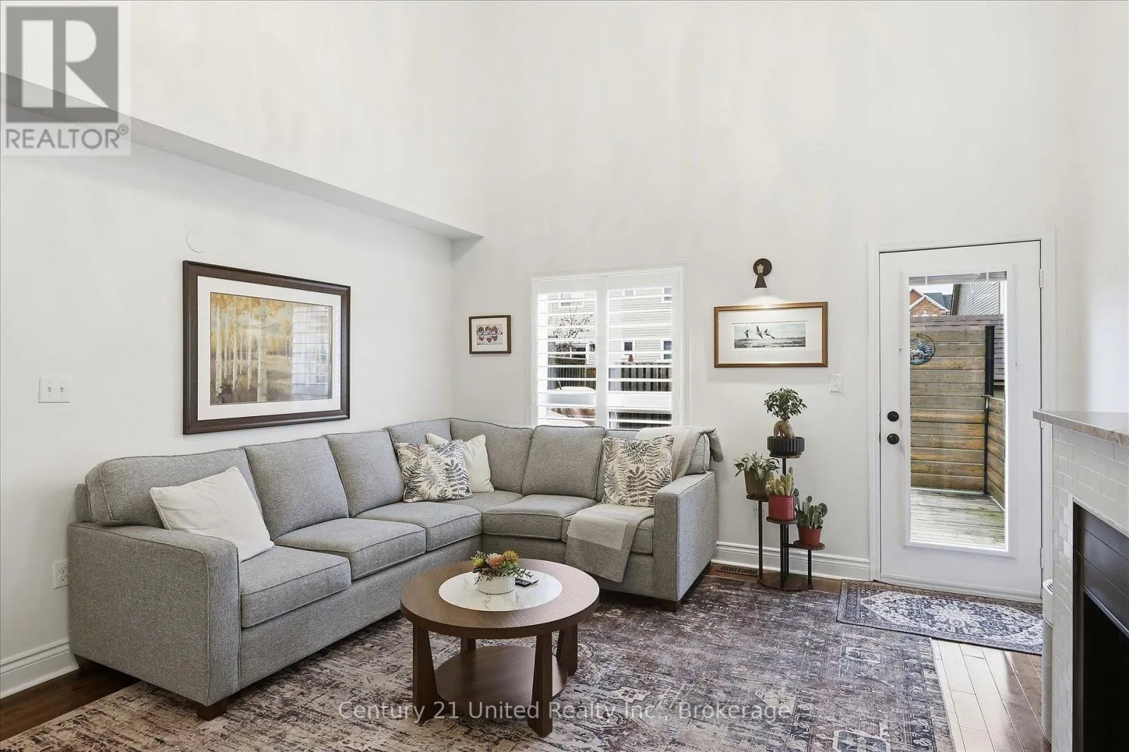 230 COWLING HEIGHTS