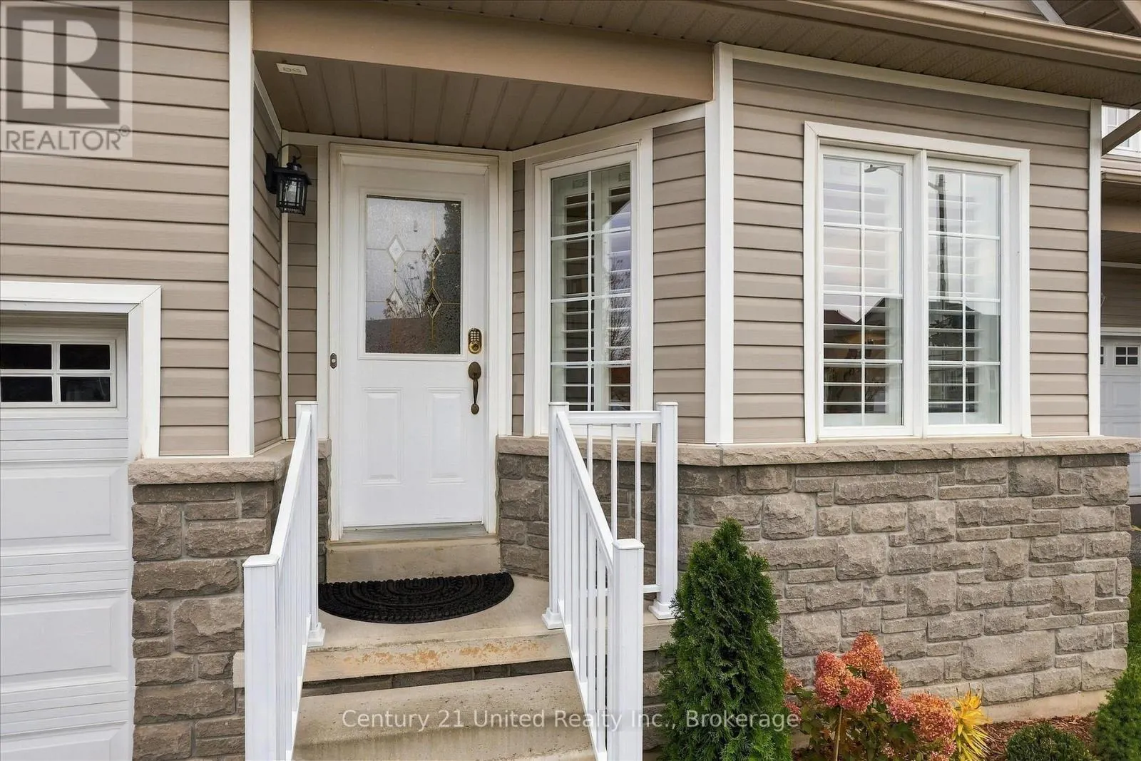230 COWLING HEIGHTS
